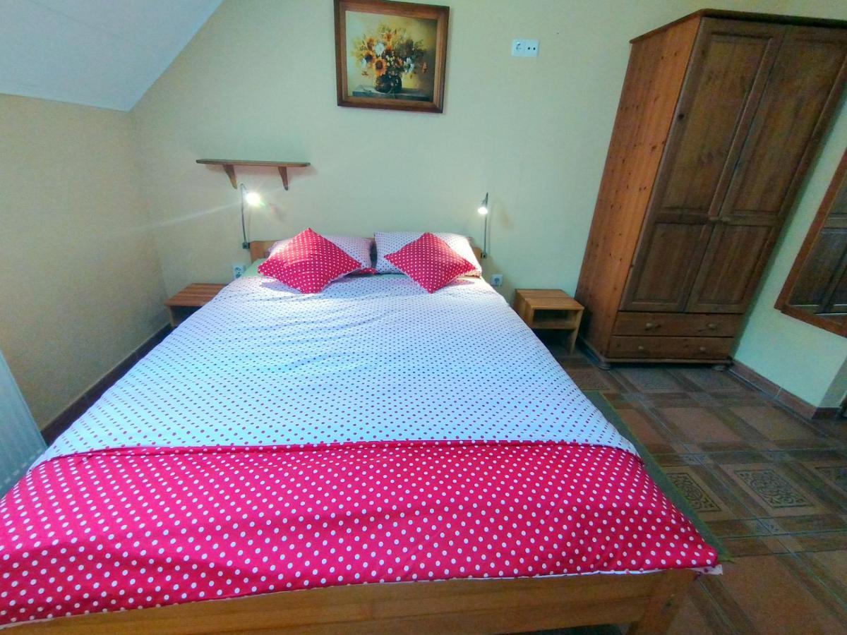 Burg Apartman Gyula Dış mekan fotoğraf