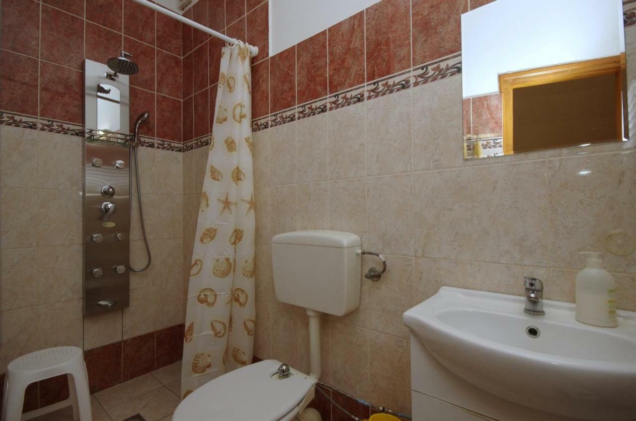 Burg Apartman Gyula Dış mekan fotoğraf