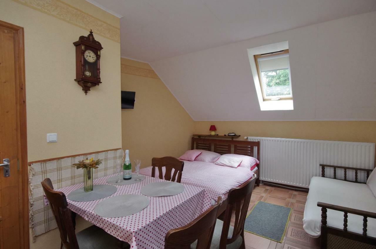 Burg Apartman Gyula Dış mekan fotoğraf