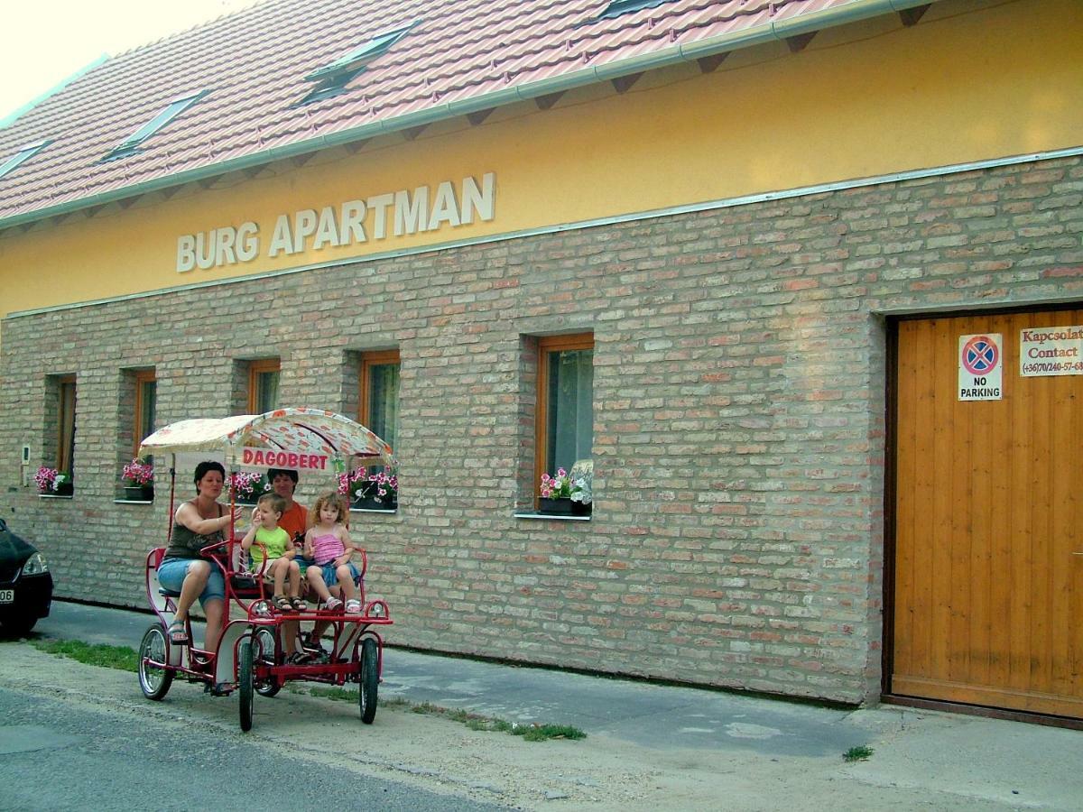 Burg Apartman Gyula Dış mekan fotoğraf
